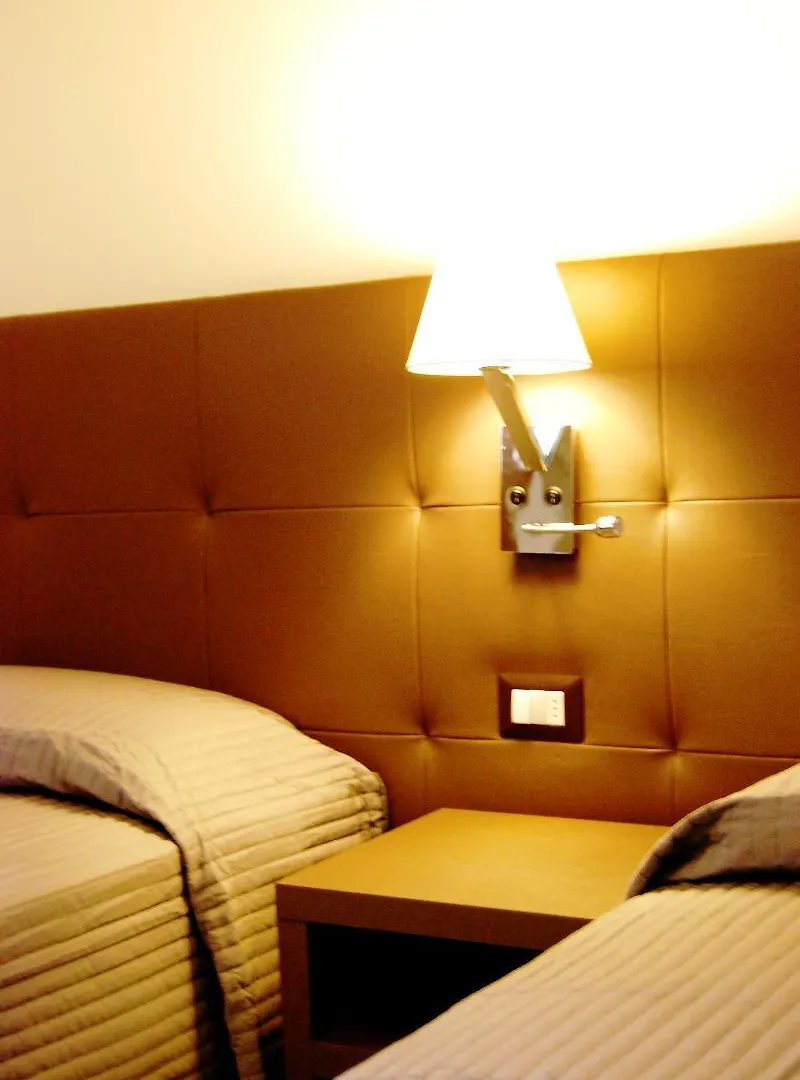 Aparthotel Residenze Al Colle Dei Pini Riccione